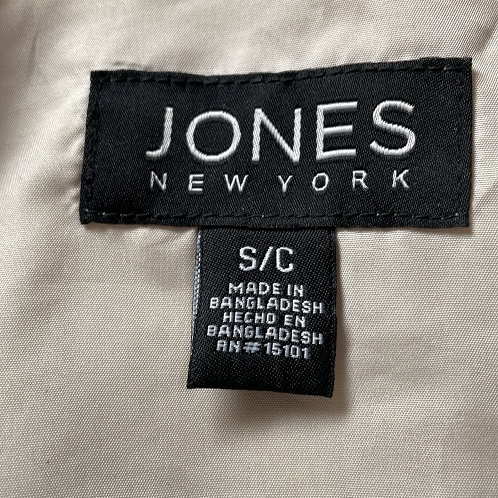 Jones New York nylon rain jacket with hood - Picture 5 of 6